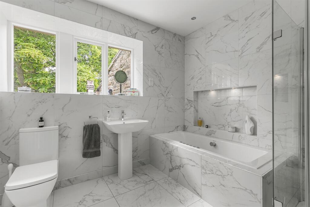 Additional image 27 of Eldwick Hall, High Eldwick