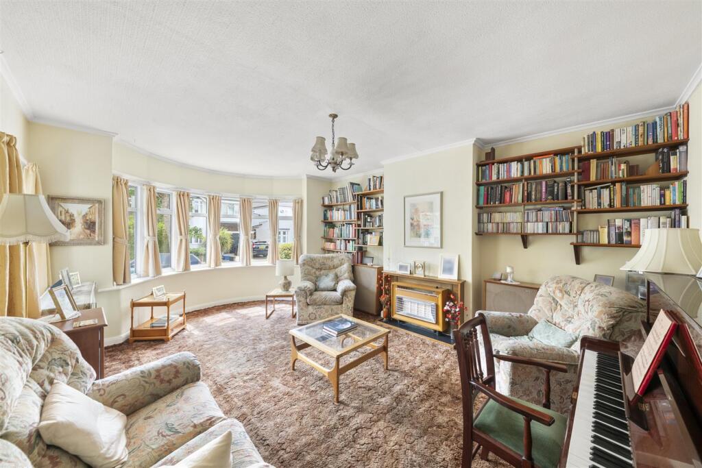 Ellerman Avenue, Twickenham photo 2