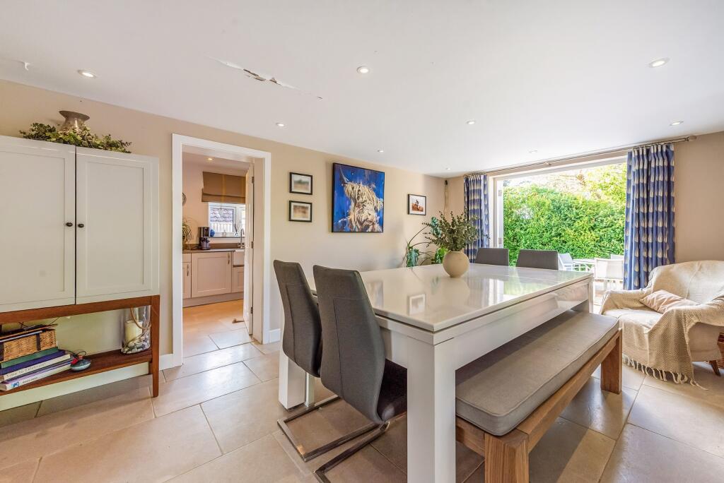 House in Winchester, Twyford - More