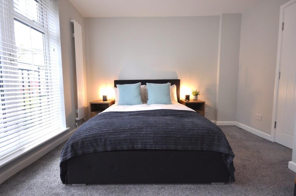 House in London, Bromley Park, Plaistow - View 3