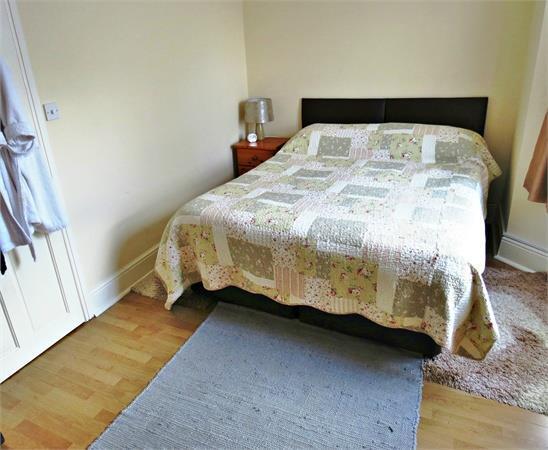 Apartment in Watford - View 5