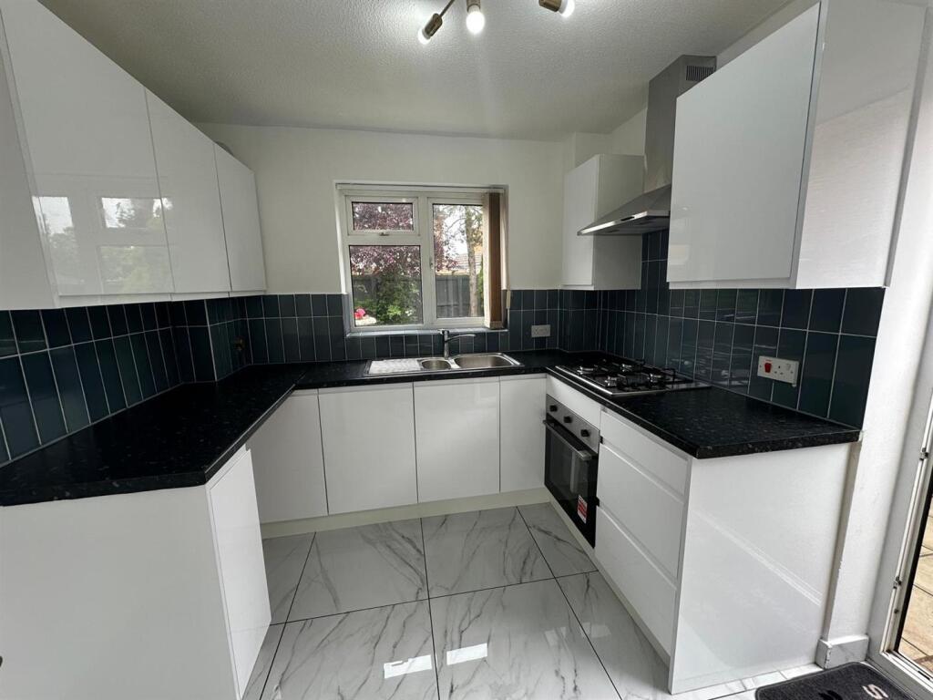 House in Mid Suffolk, Stowmarket - View 4