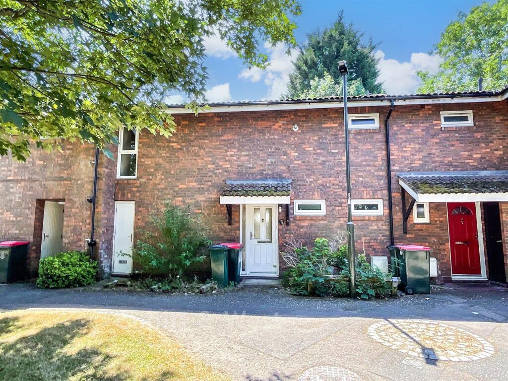 Main image of property: Kensington Road, Crawley, West Sussex