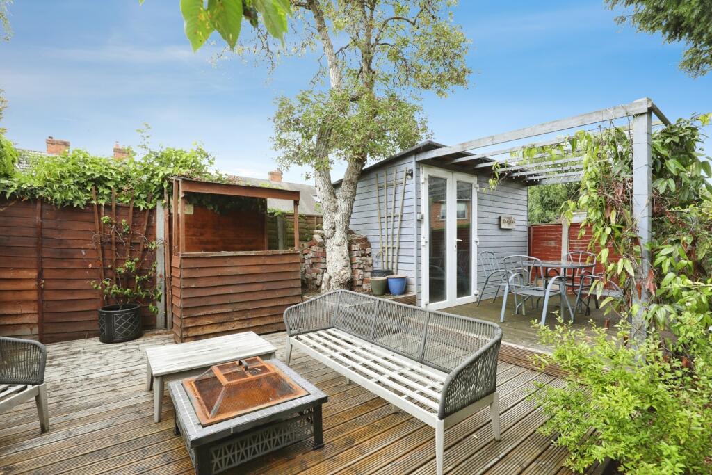 House in Nantwich, Kingsbourne - View 4