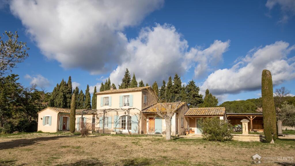 Main image of property: Provence-Alps-Cote d`Azur, Bouches-du-Rhône, Maussane-les-Alpilles