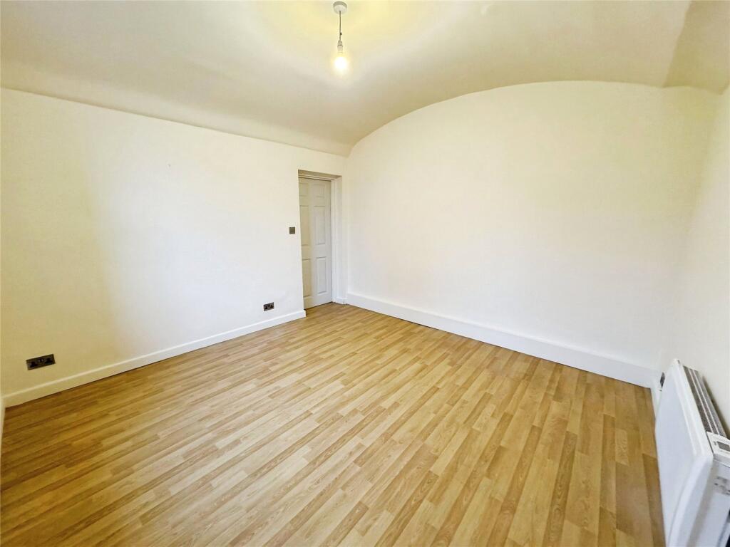 Studio studio on Park View Court, Bath Street, Nottingham, Nottinghamshire, NG1, £55,000