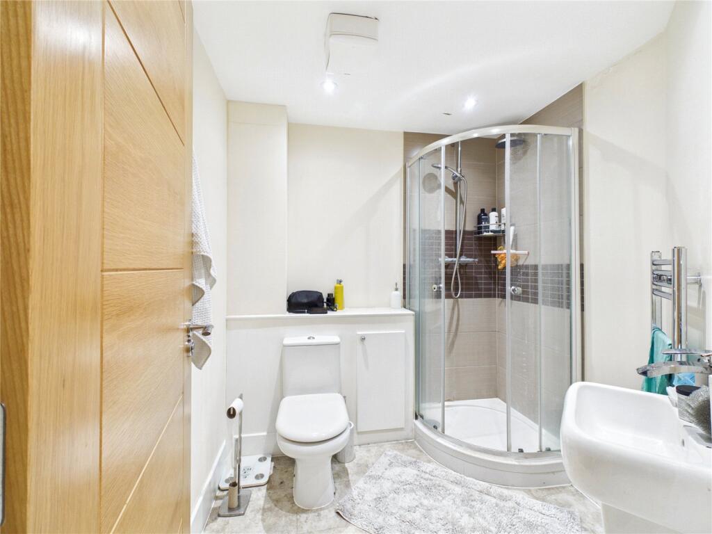 Apartment in Chelmsford, Moulsham - View 5