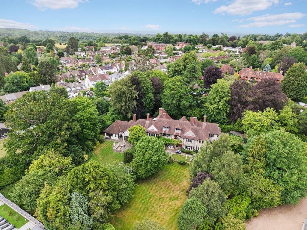House in Reigate and Banstead, Walton On The Hill