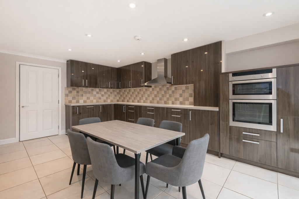 Additional image 4 of Luton Road, Harpenden, AL5