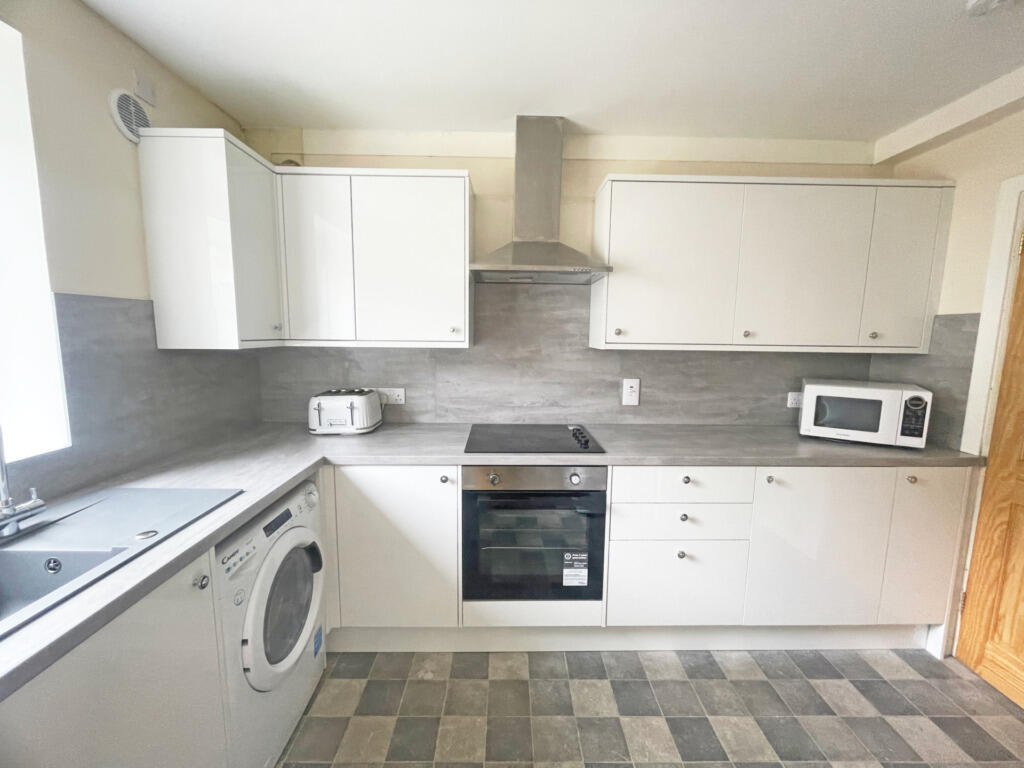44 Carn Dearg Road, Fort William photo 2