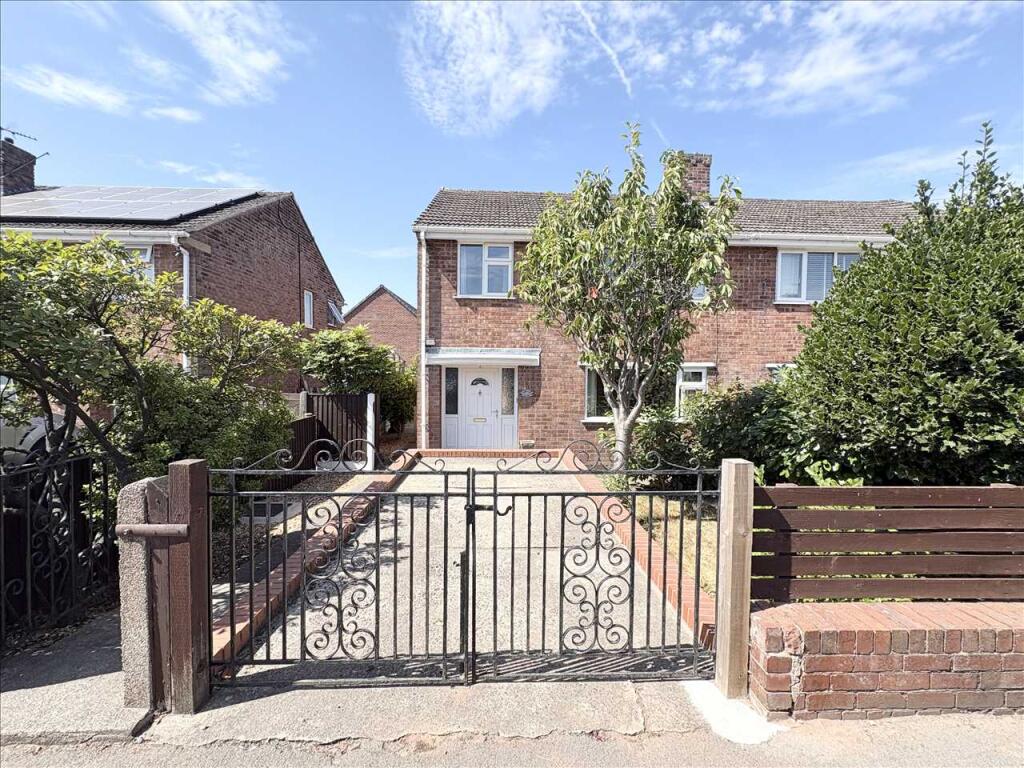 Main image of property: Beacon Drive, Kirkby In Ashfield