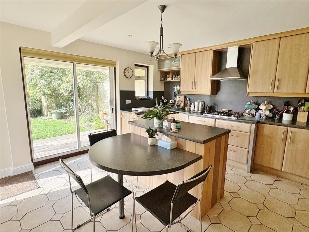 Additional image 3 of Budbury Place, Bradford-On-Avon