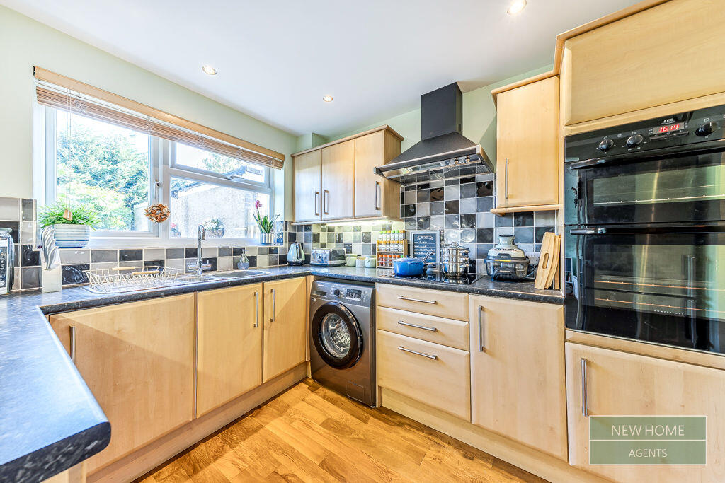 House in Crawley, Tilgate - View 2