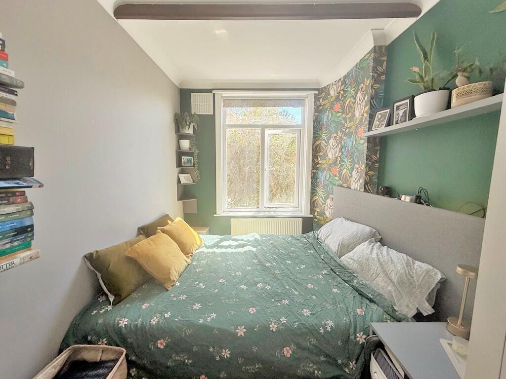 Apartment in Brighton, Hollingdean - More