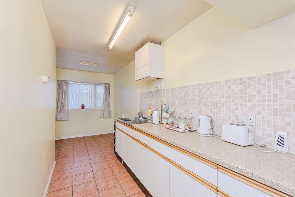 Kings Road, SUTTON COLDFIELD - View 6