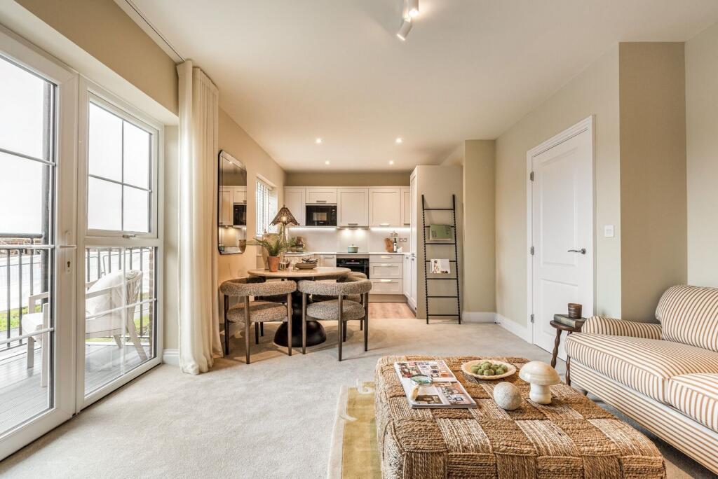 Apartment in Slough - View 4