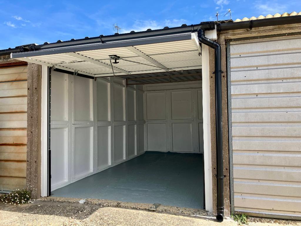 Breach Close, Steyning, West Sussex, BN44 3RZ - View 4