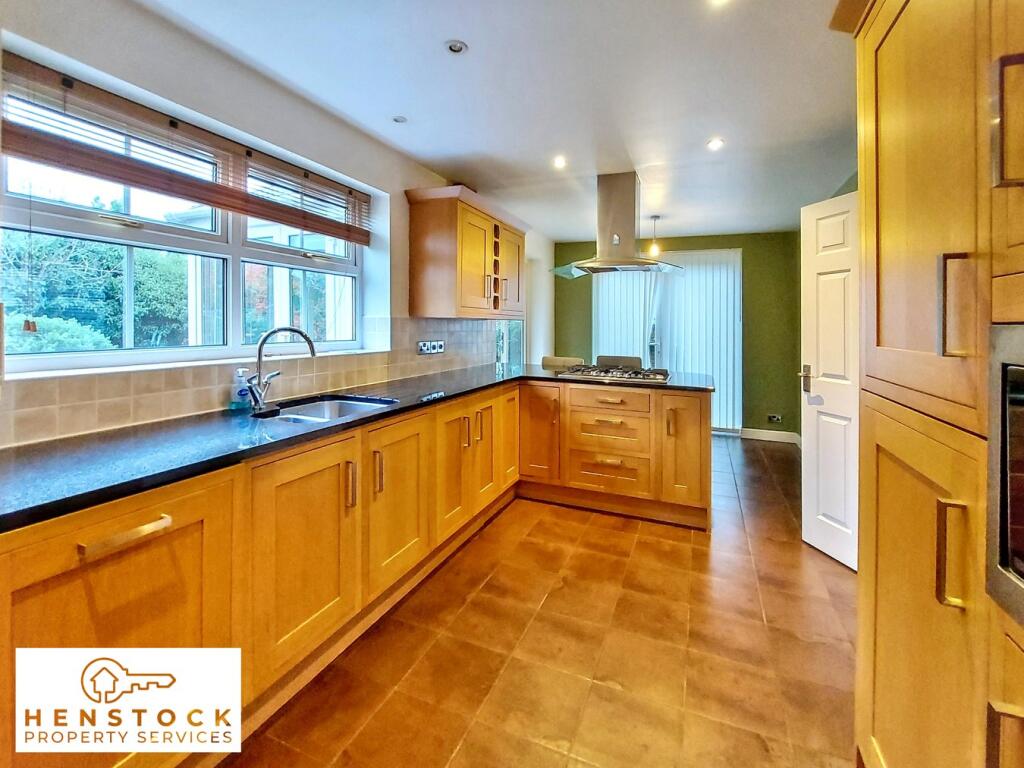 Lyme Clough Way, Middleton, Manchester, M24 photo 3