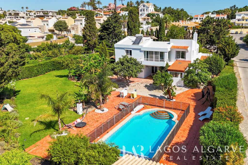 Main image of property: Algarve, Praia da Luz