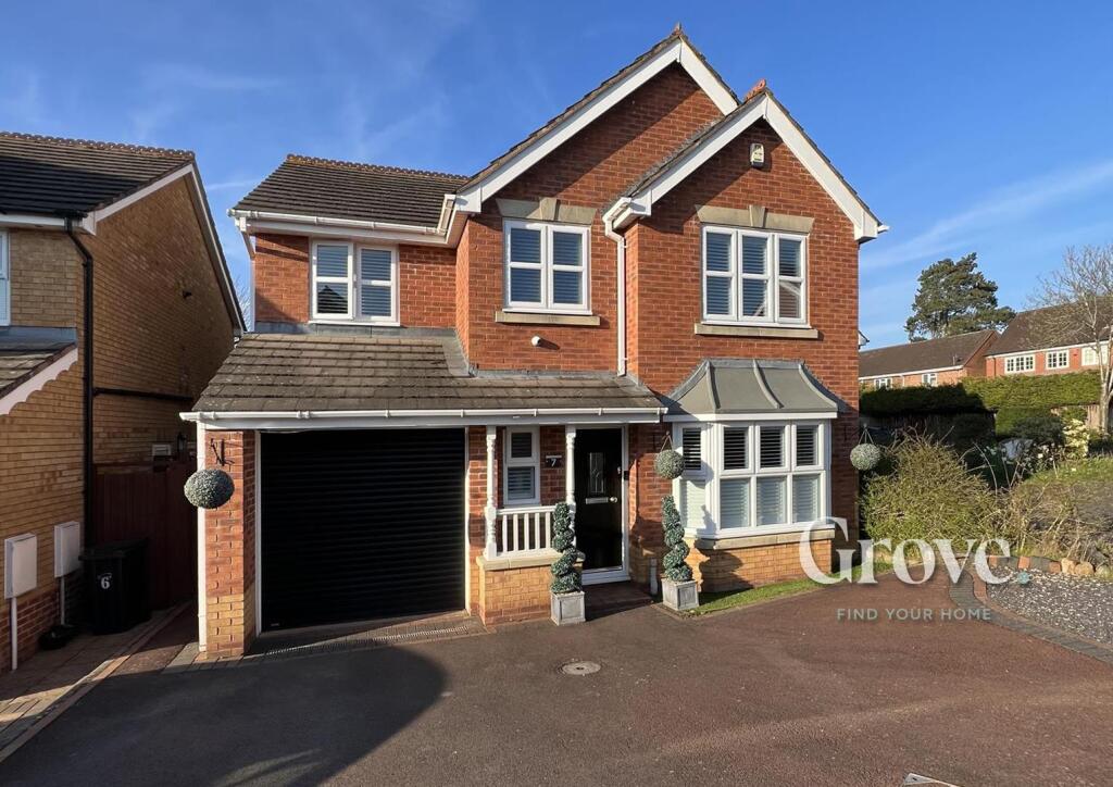 4-bed detached on Parish Gardens, Pedmore, £490,000