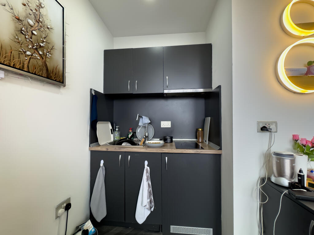 Apartment in Sunderland, North East - View 3