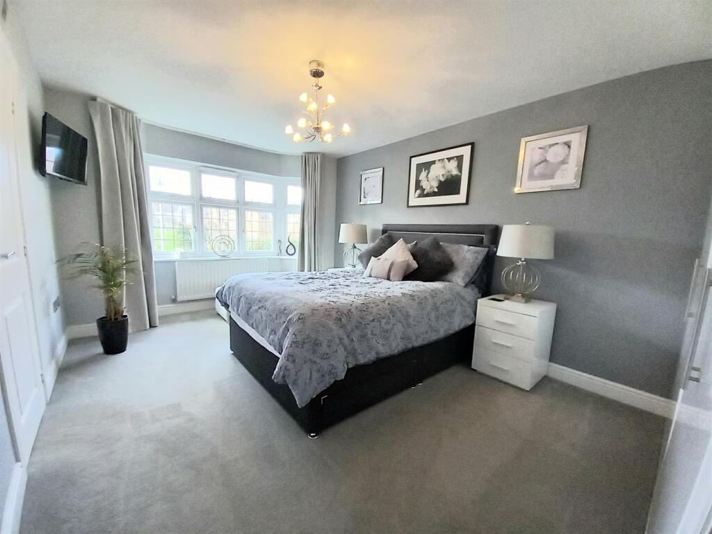 15, Hughes Gardens, Bideford photo 4
