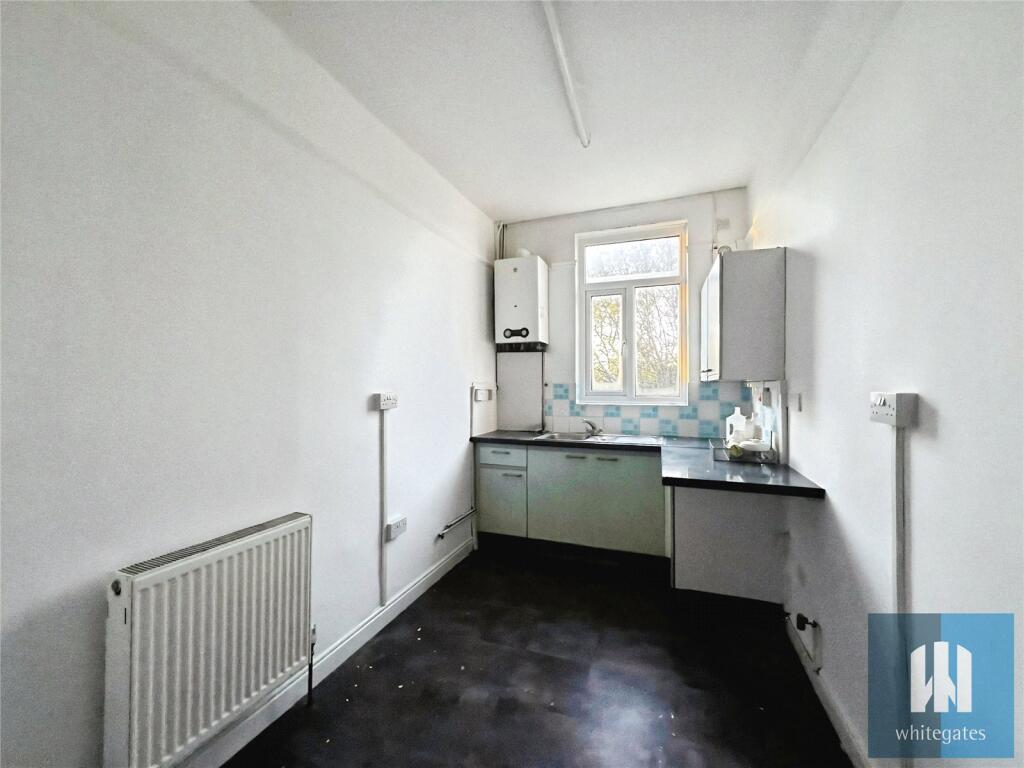 Grimscar Avenue, Birkby, Huddersfield, HD2 photo 3
