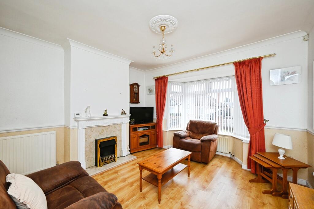 Linden Road, Forest Town, Mansfield, Nottinghamshire, NG19 photo 3