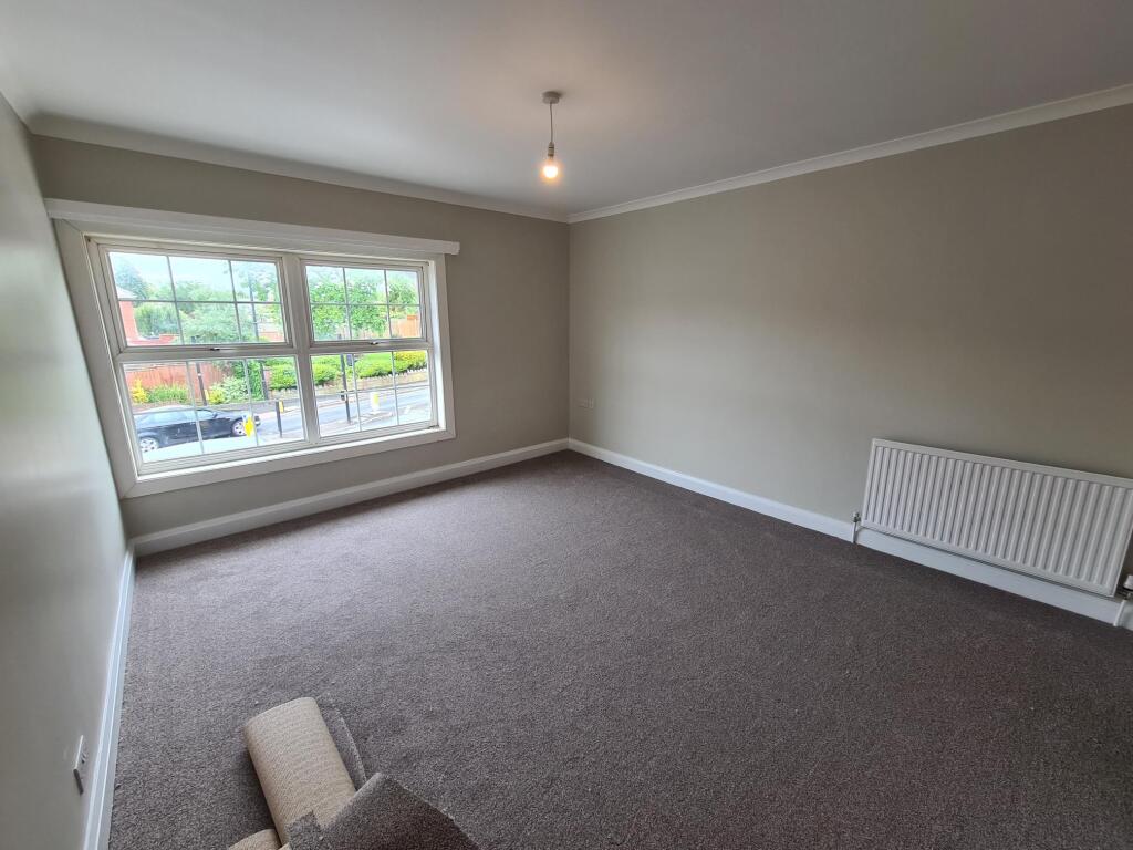 Main image of property: *ROOM TO RENT* Sandown Road, Lake