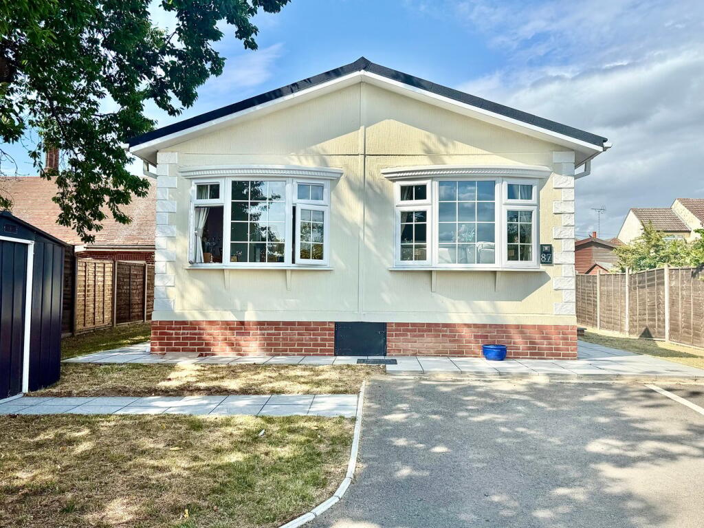 Main image of property: Foxhall road, Ipswich, IP4