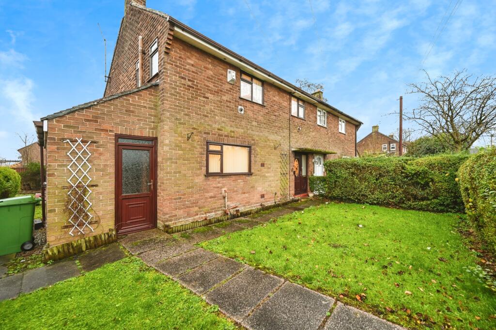 3-bed semi-detached on Kilshaw Road, Warrington, WA5, £185,000
