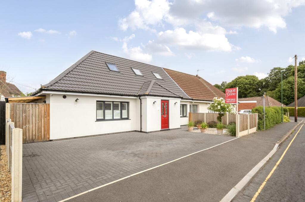 Main image of property: Harby Drive, Wollaton, Nottingham, Nottinghamshire, NG8