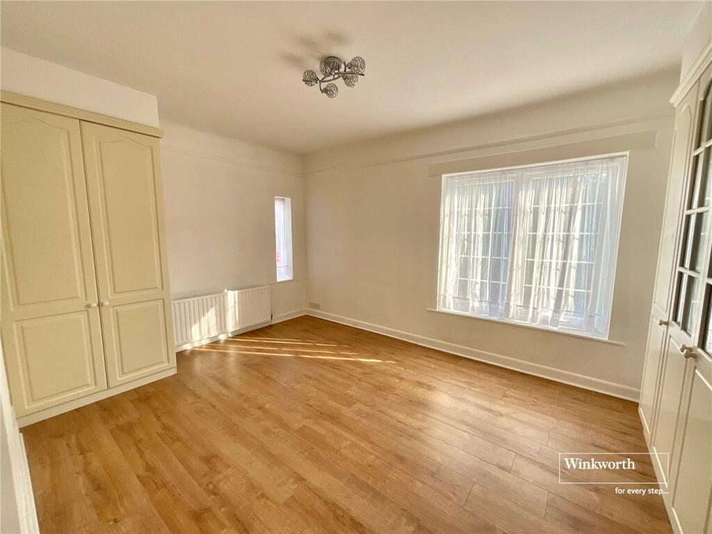 Woodland Way, Highcliffe, Dorset, BH23 - View 5