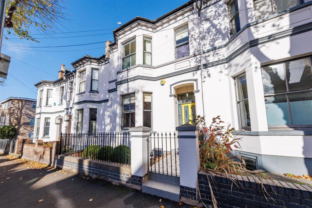 Main image of property: Leicester Street, Leamington Spa