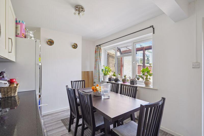Carr Road, Northolt - View 4