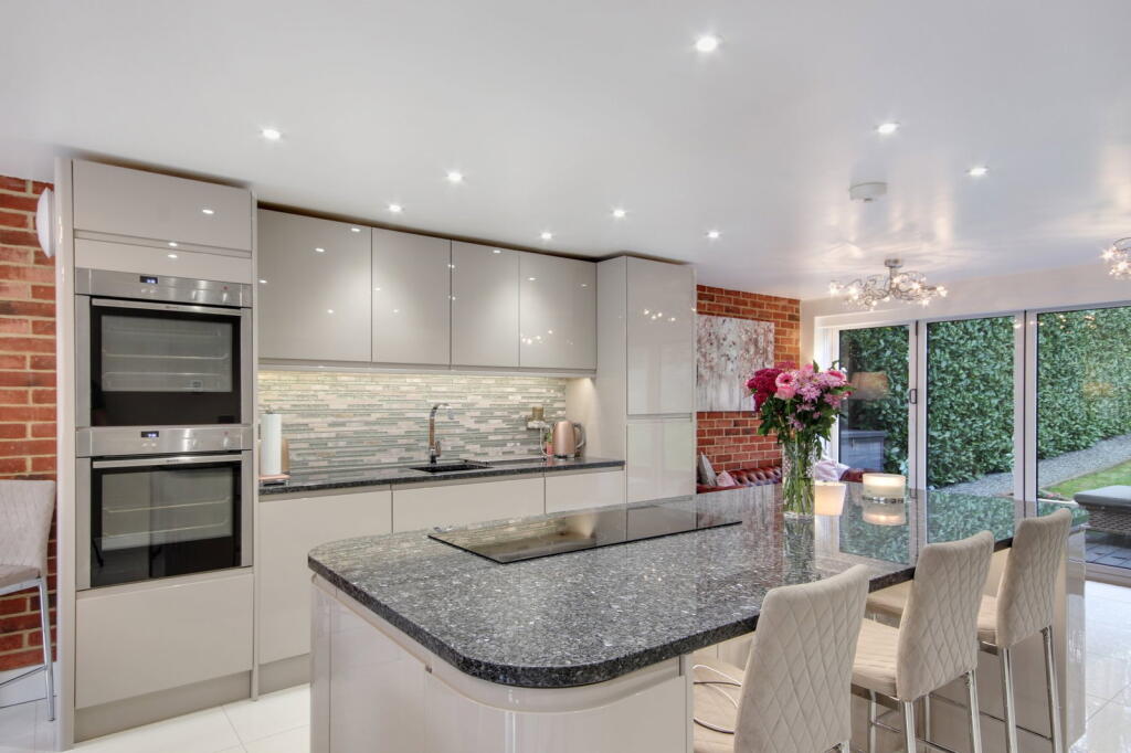 House in Gravesham, Meopham - View 3