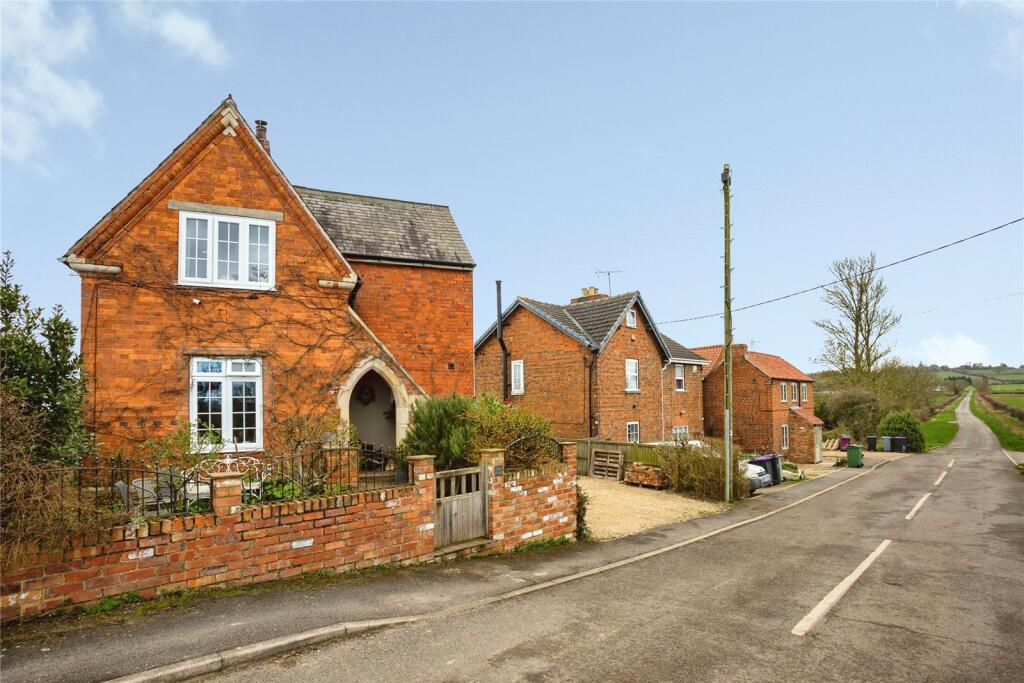 Main image of property: Barrowby Vale, Barrowby, Grantham, Lincolnshire, NG32