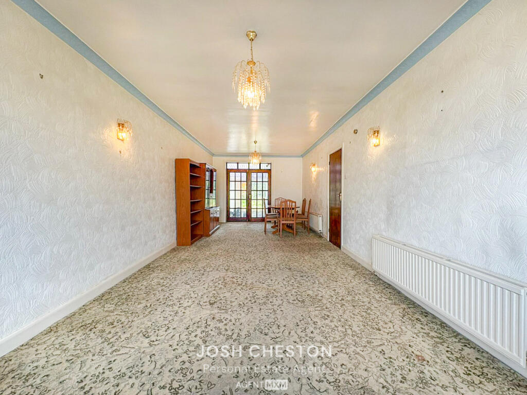 House in Oldham, High Crompton, Shaw and Crompton - View 3