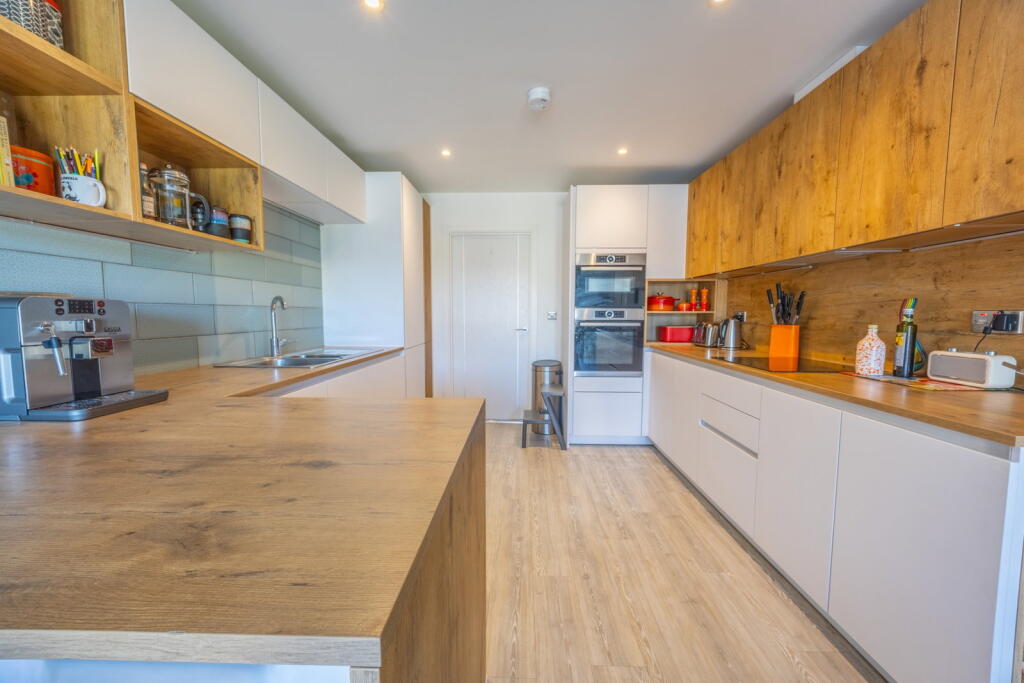 House in Keynsham, Bath and North East Somerset - View 6