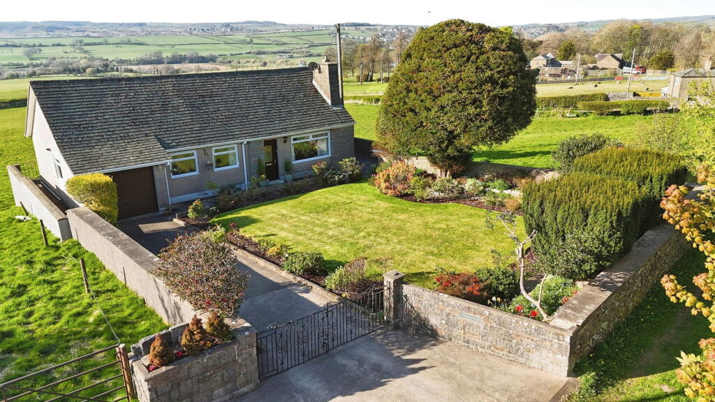 3-bed detached on Overend Road, Greysouthen, Cockermouth, CA13 0UA, £280,000