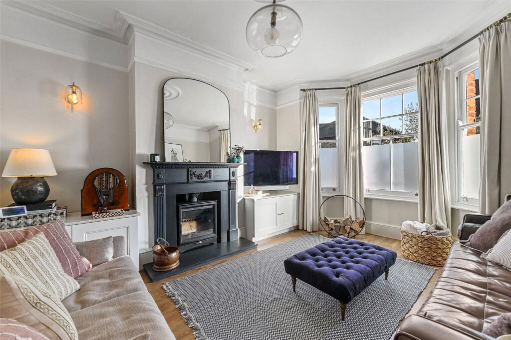 Main image of property: Bury Road, Old Harlow, Essex, CM17