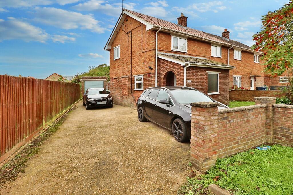 Main image of property: Feldale Place, Whittlesey, Peterborough, PE7
