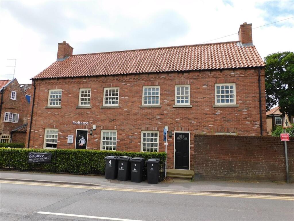 Main image of property: Market Place, Bawtry, Doncaster, DN10 6JL