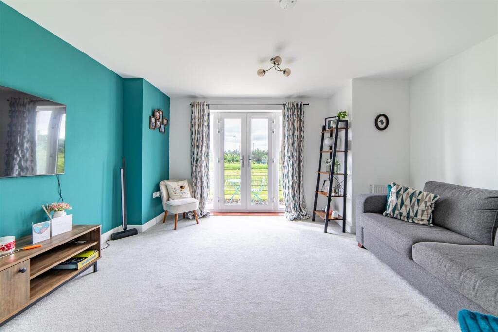 Apartment in Newcastle upon Tyne - View 4