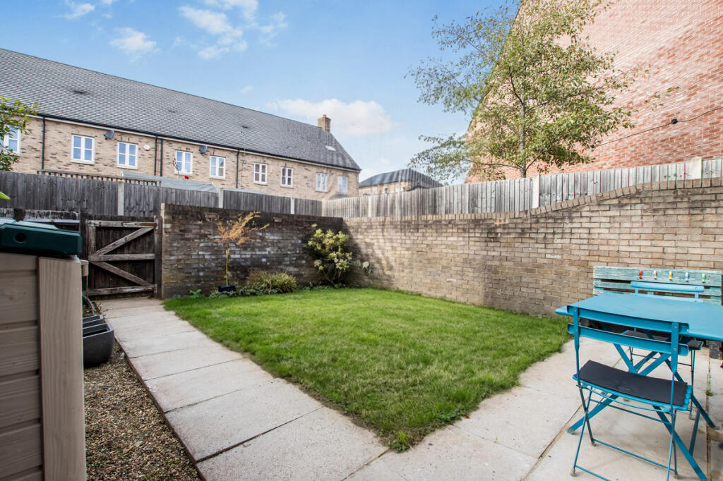 House in London, Oakleigh Park, Whetstone - View 3