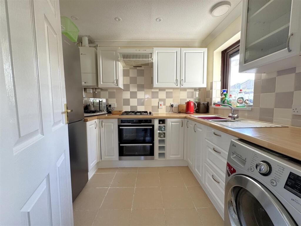 House in Dorchester - View 3