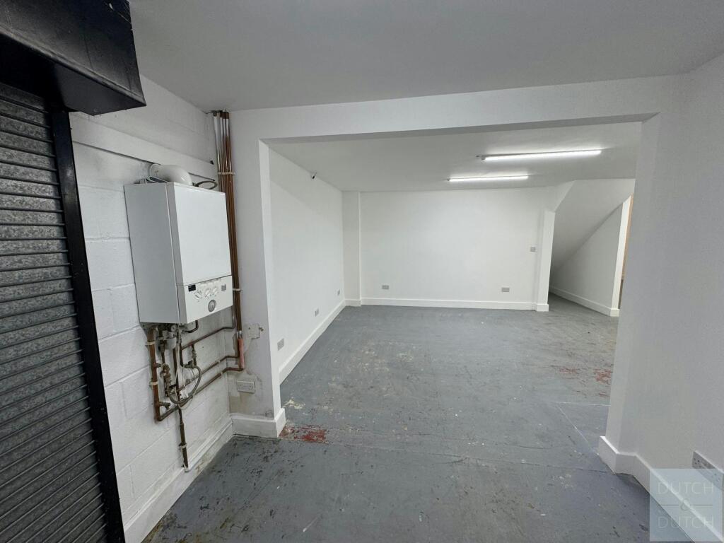 Unit 16 Hawthorn Centre (20).jpg