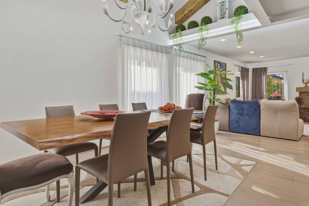 Main image of property: Veneto, Verona, Verona