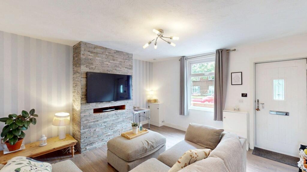 House in Bolton, Westhoughton - View 2