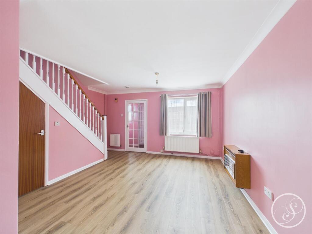 House in Leeds - View 2